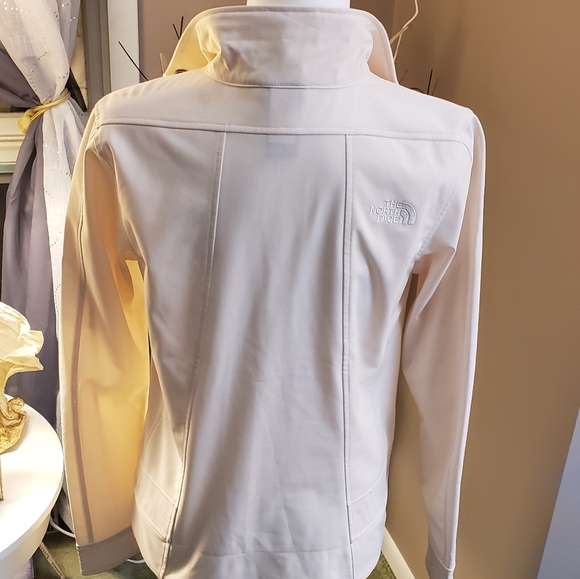 Womens The North Face Lightweight Jacket - Picture 6 of 10